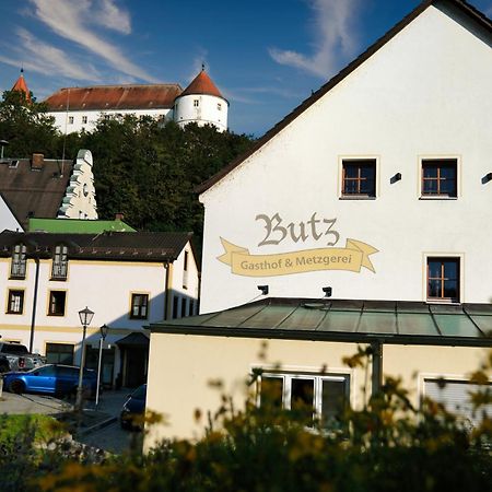 "Beim Butz" Hotel Worth an der Donau Bagian luar foto