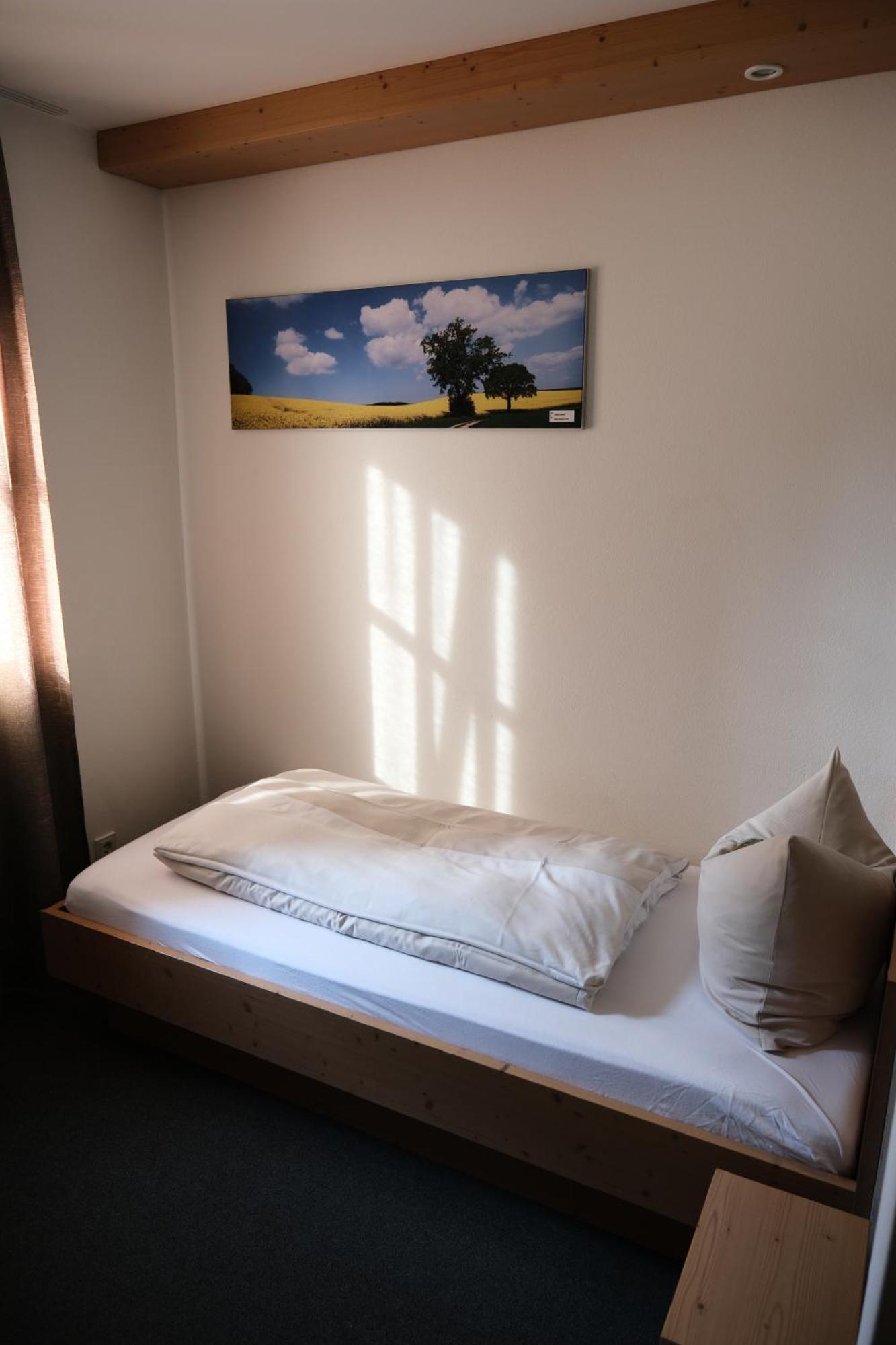 "Beim Butz" Hotel Worth an der Donau Bagian luar foto